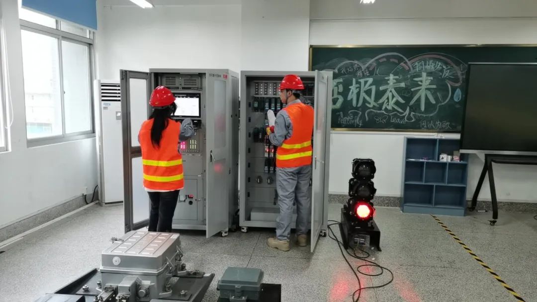 福建工業(yè)學(xué)校榮獲技能大賽“城市軌道交通運(yùn)營與維護(hù)”賽項二等獎