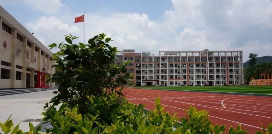 福建中職升學(xué)資訊：福建九地市中職升學(xué)率排名第一的學(xué)校來了!
